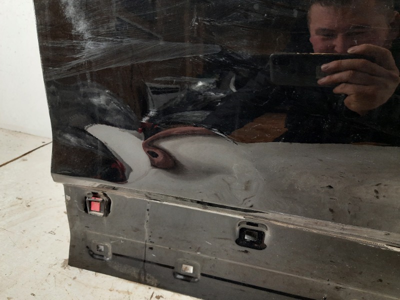 Дверь передняя правая