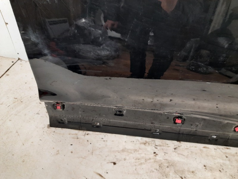 Дверь передняя правая