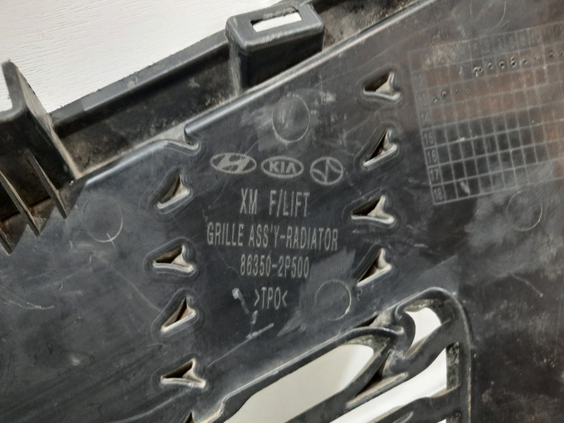 Решетка радиатора