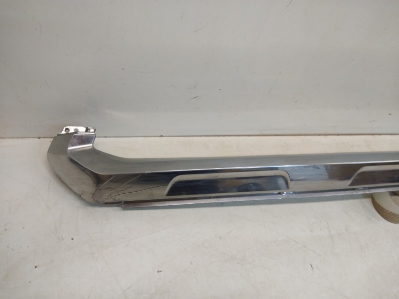 Накладка на решетку радиатора