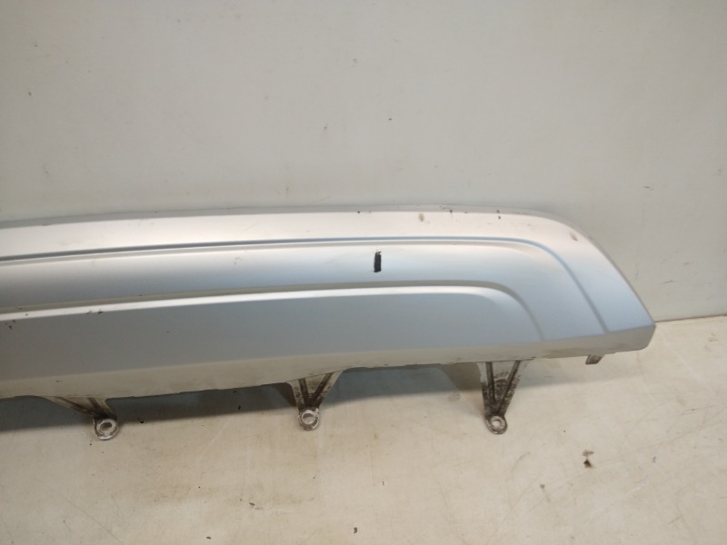 Спойлер заднего бампера