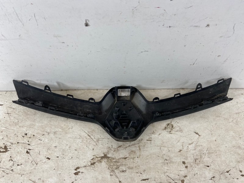 Накладка на решетку радиатора