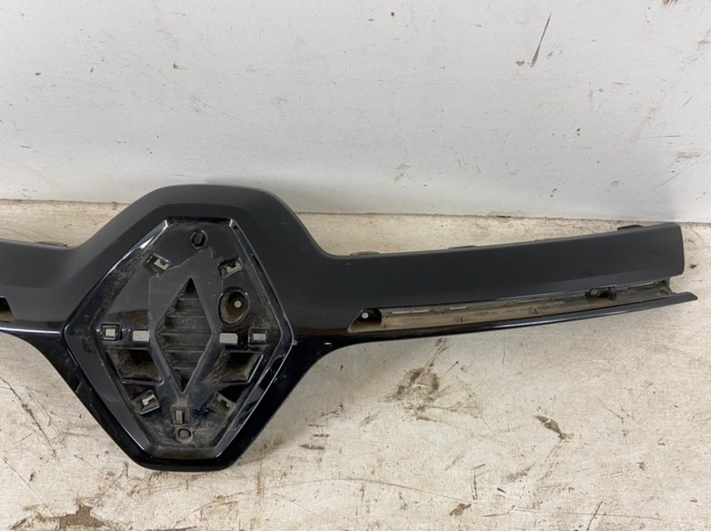 Накладка на решетку радиатора