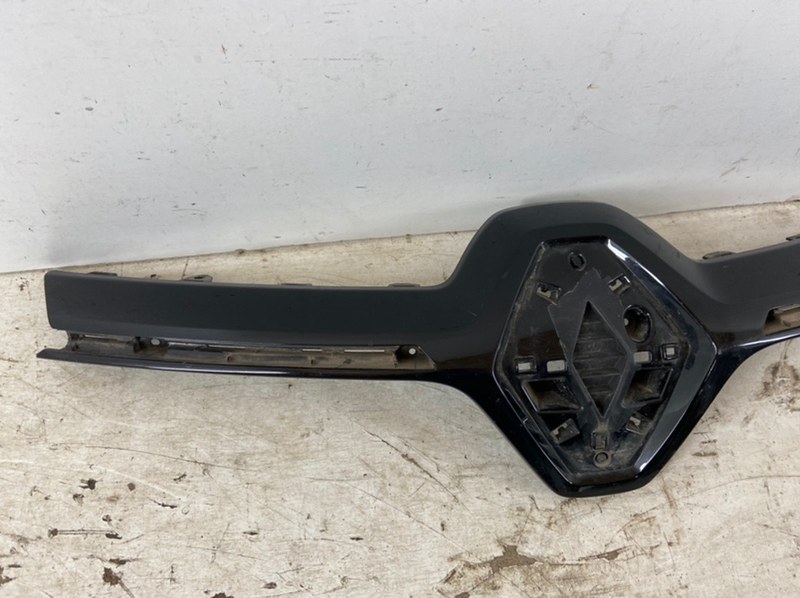 Накладка на решетку радиатора