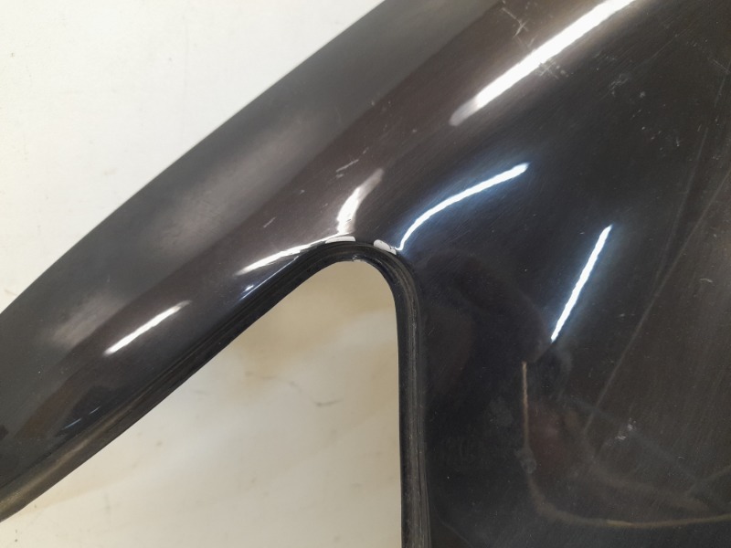 Крыло переднее левое