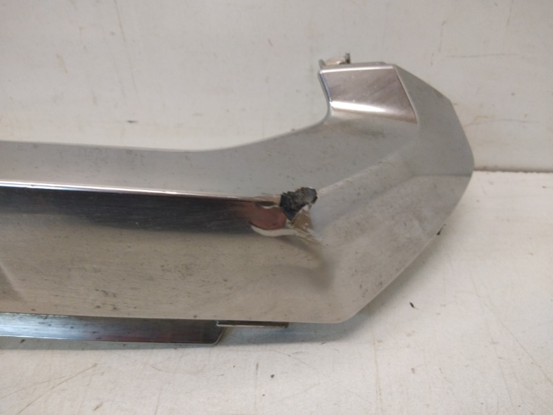 Накладка на решетку радиатора