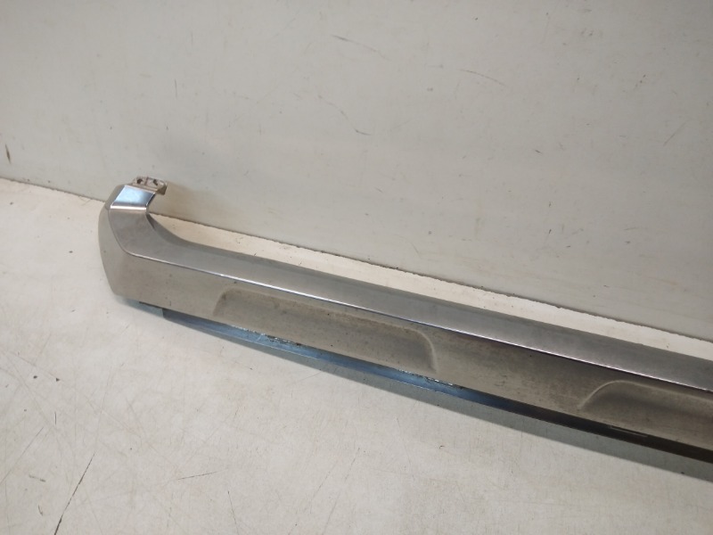 Накладка на решетку радиатора