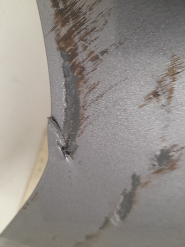 Бампер задний