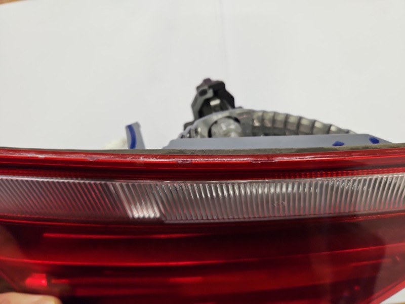 Фонарь задний левый