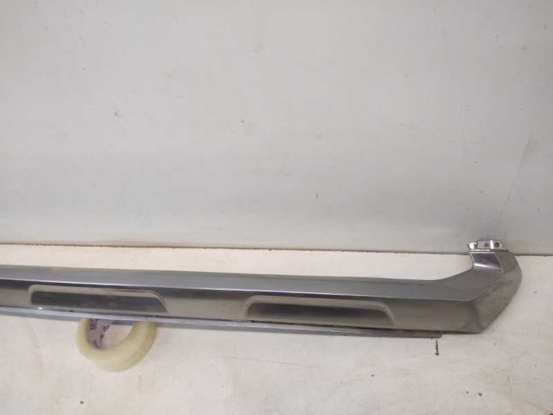 Накладка на решетку радиатора