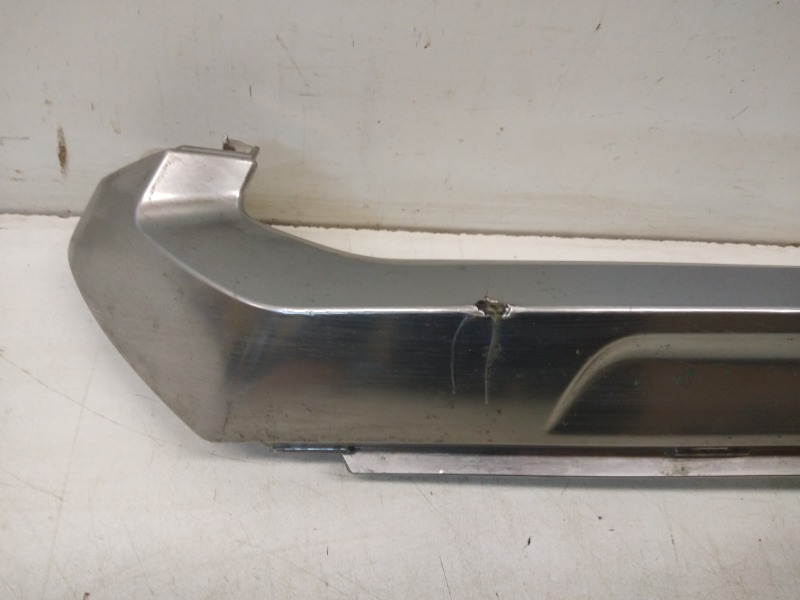 Накладка на решетку радиатора