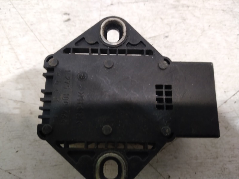 Датчик ускорения