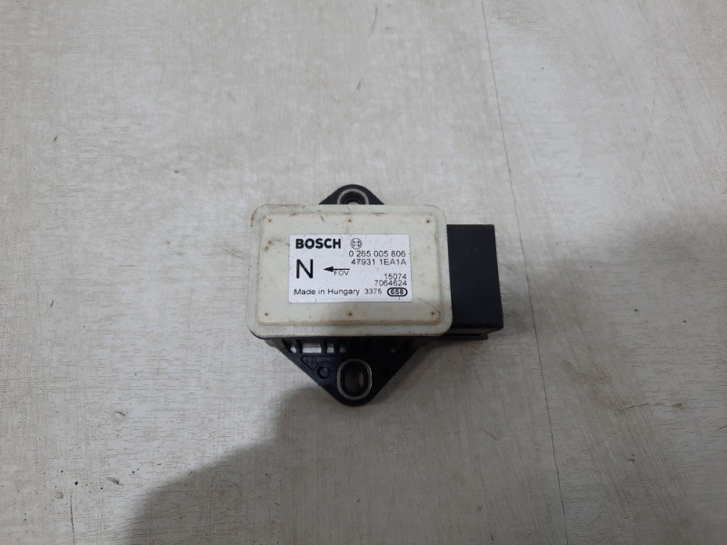 Датчик ускорения