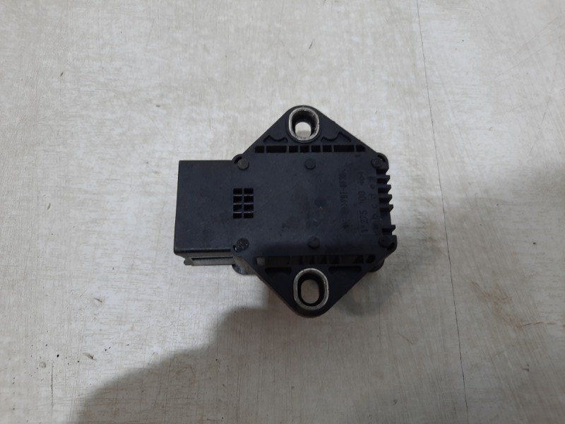 Датчик ускорения