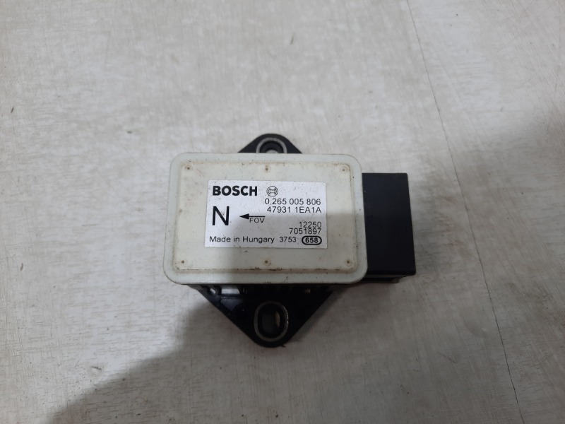 Датчик ускорения