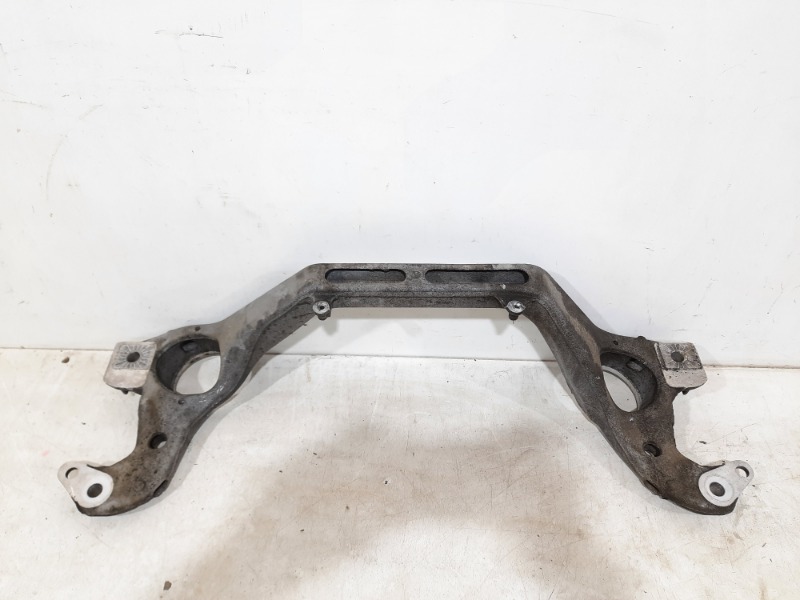 Балка подмоторная