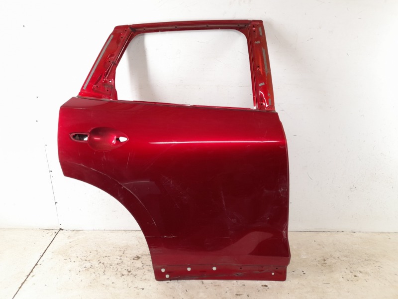 Дверь задняя правая