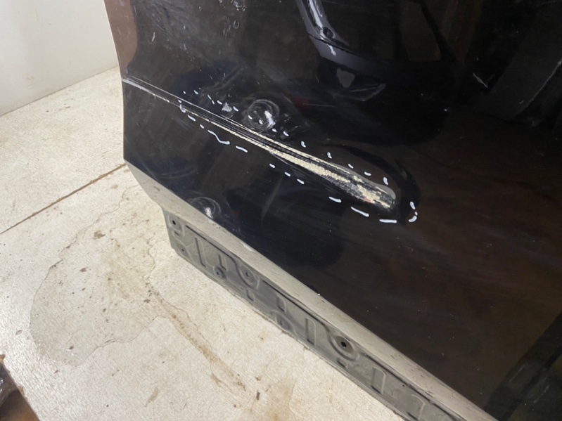 Дверь передняя правая