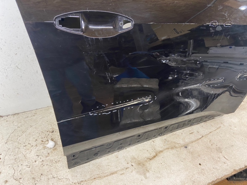 Дверь передняя правая