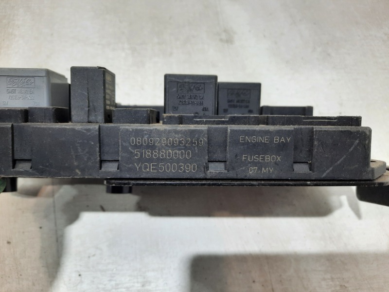 Блок предохранителей