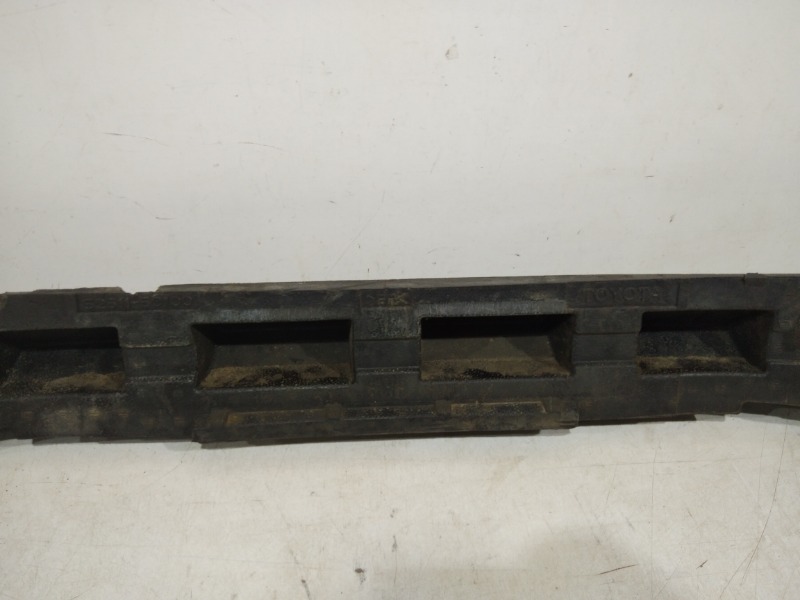 Наполнитель переднего бампера