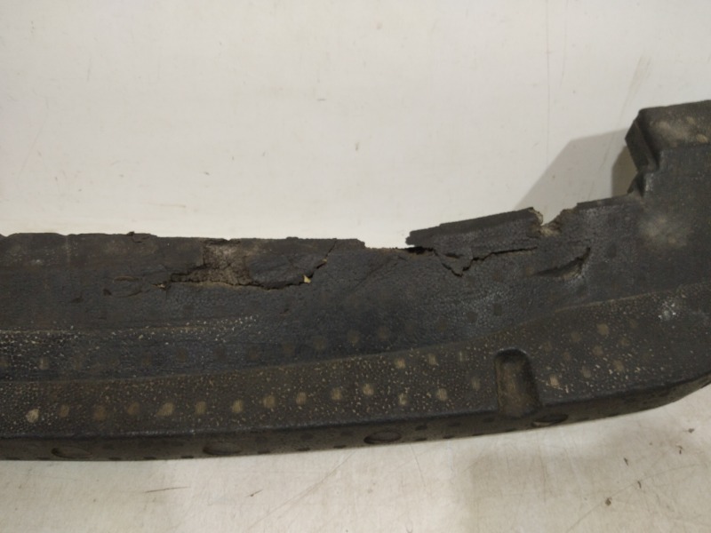 Наполнитель переднего бампера