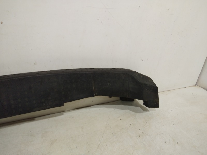 Наполнитель переднего бампера