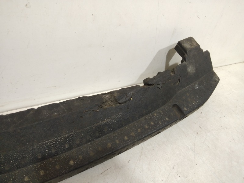 Наполнитель переднего бампера