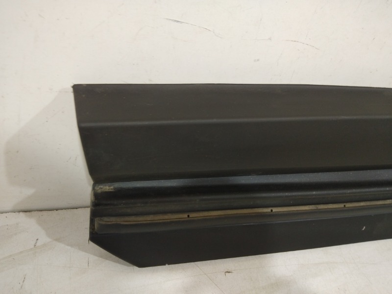 Накладка двери задней левой