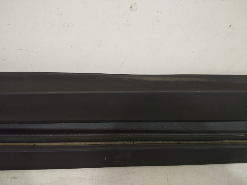 Накладка двери задней левой