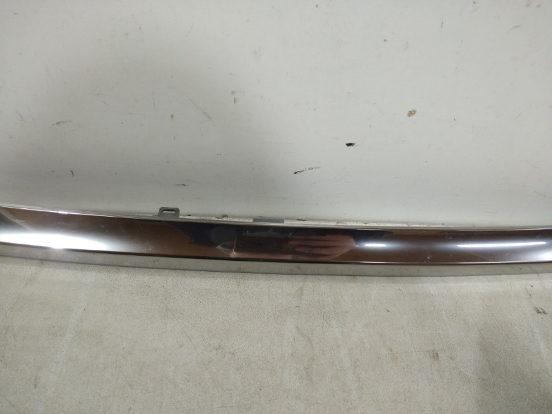 Накладка крышки багажника