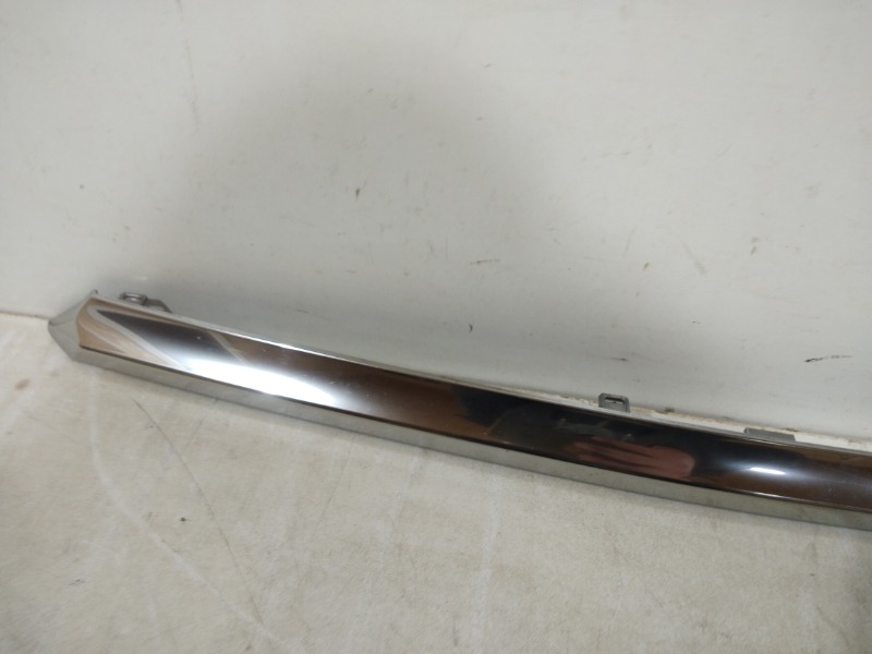 Накладка крышки багажника