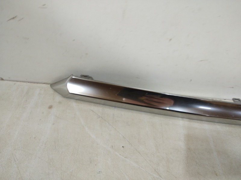 Накладка крышки багажника