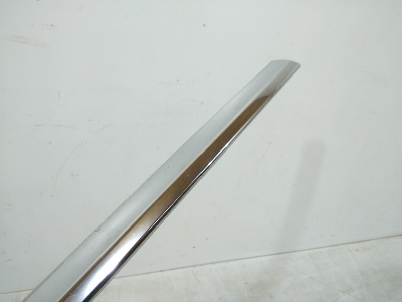 Накладка крышки багажника