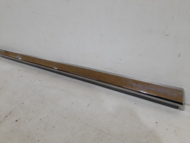 Молдинг двери