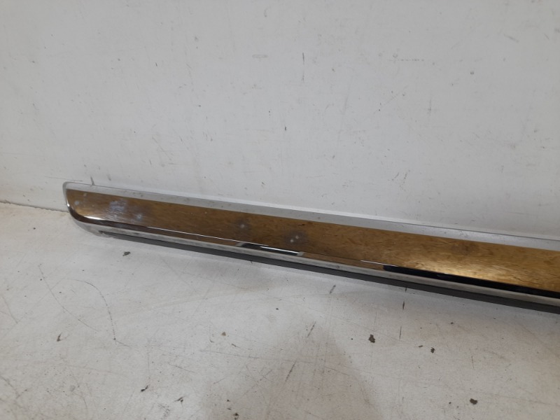 Молдинг двери