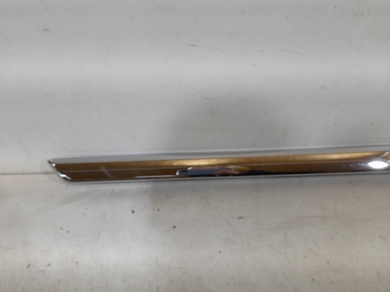 Молдинг двери