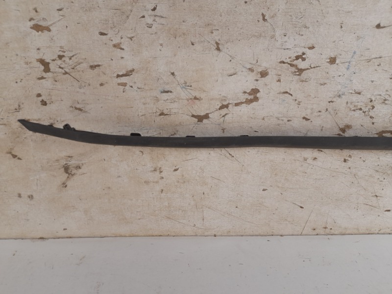 Спойлер переднего бампера