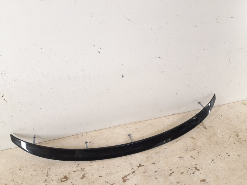 Спойлер (дефлектор) крышки багажника