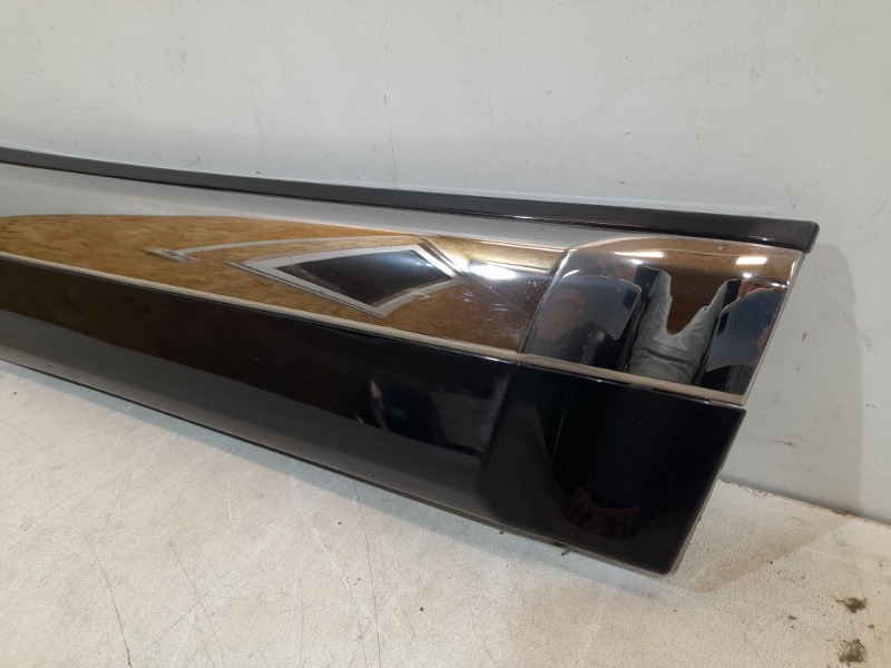 Накладка двери задней правой