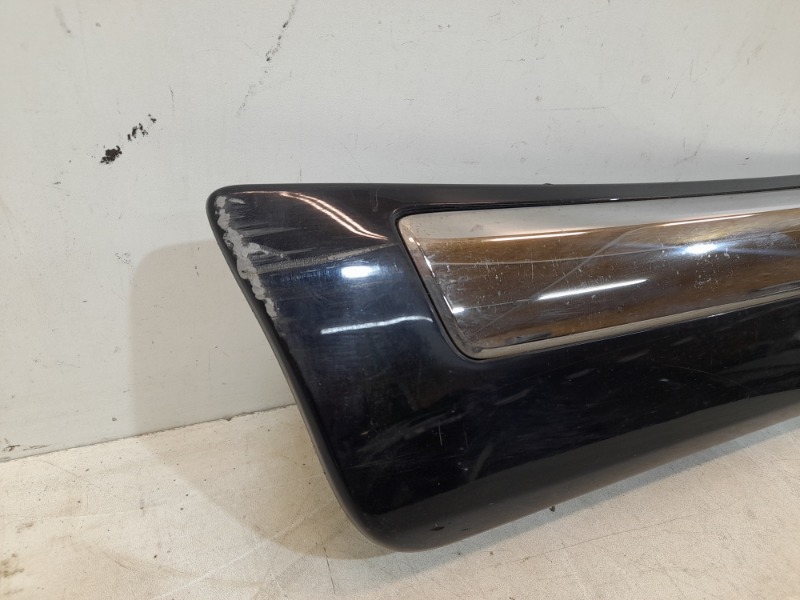 Накладка двери задней правой