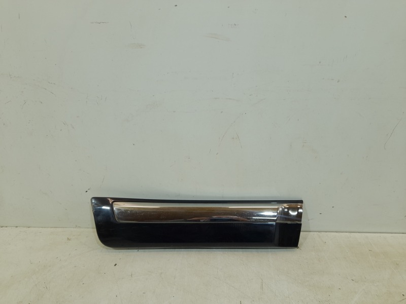 Накладка двери задней правой