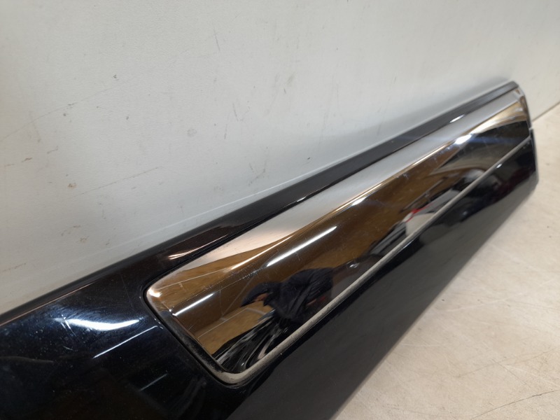 Накладка двери задней правой