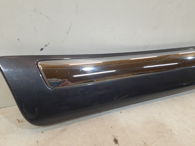 Накладка двери задней правой