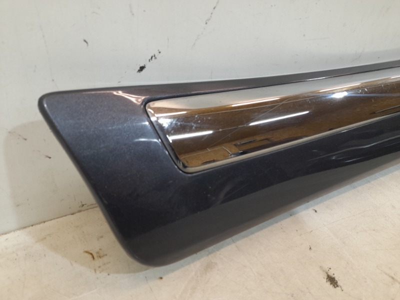 Накладка двери задней правой