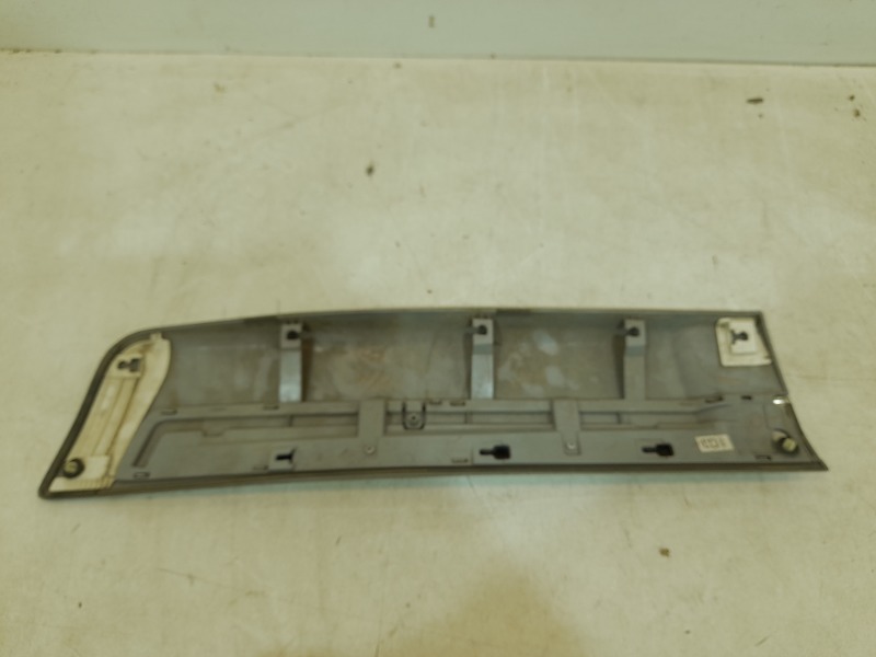 Накладка двери задней правой