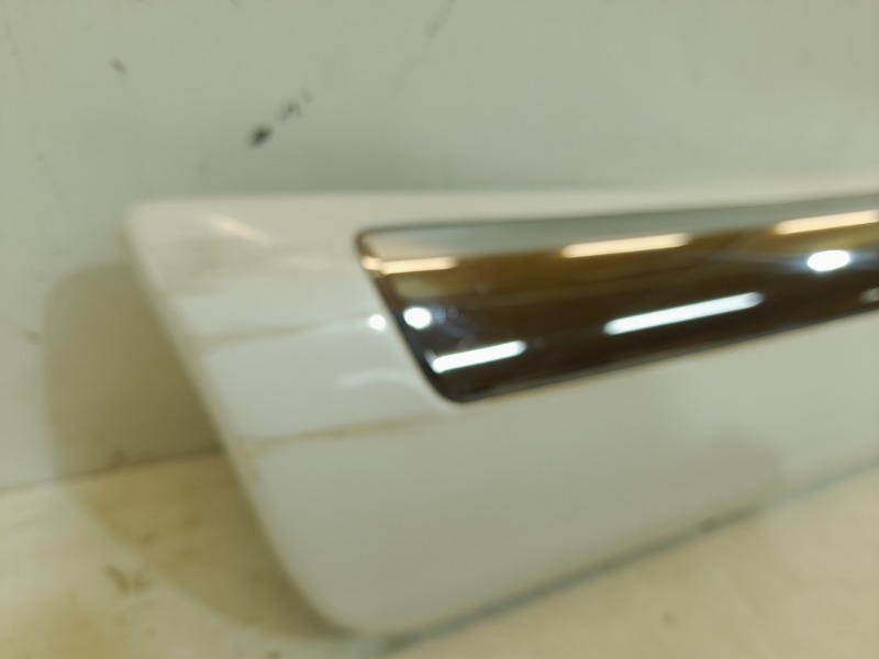 Накладка двери задней правой