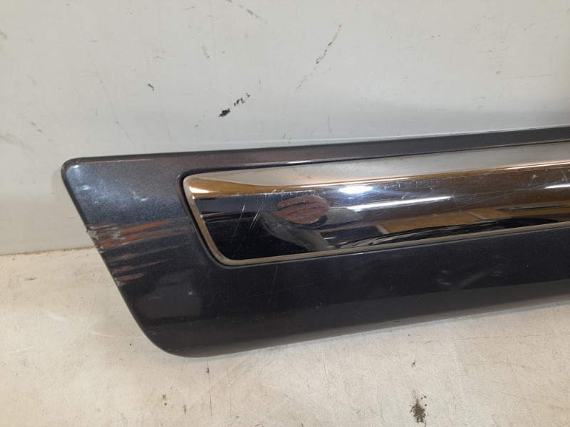 Накладка двери задней правой