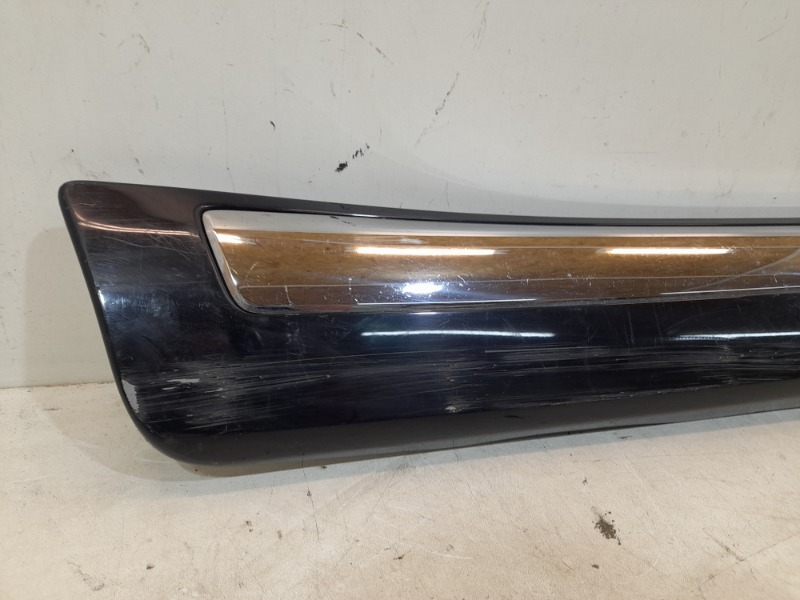 Накладка двери задней правой