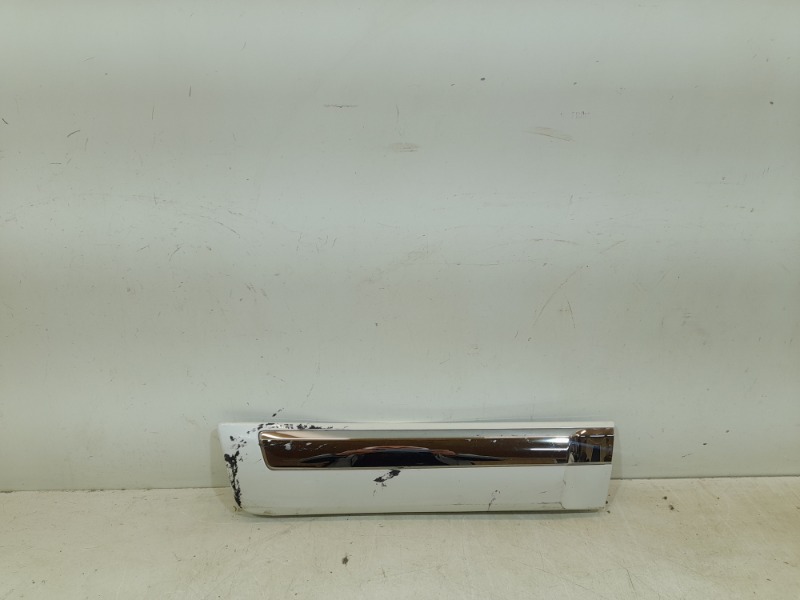 Накладка двери задней правой